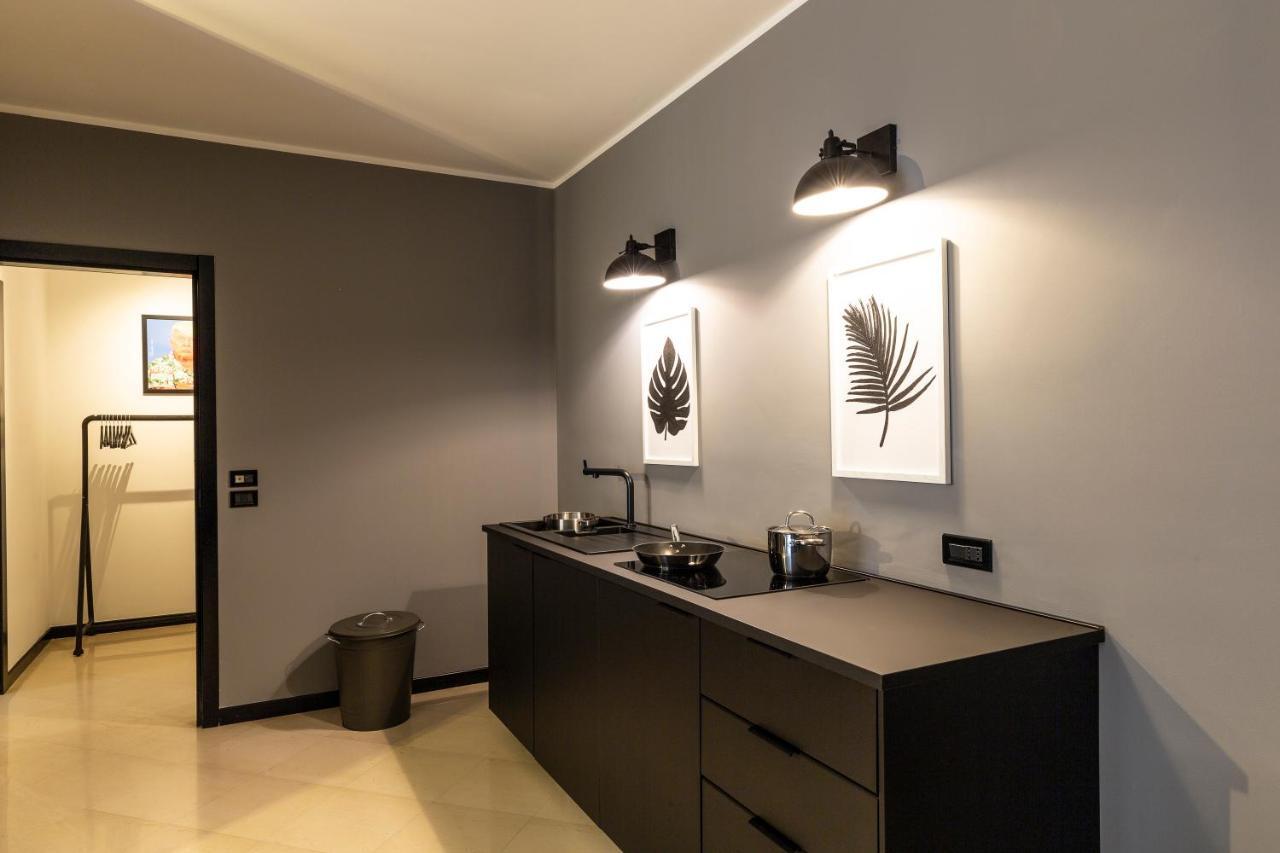 Laus App. 1 - Art & Design Nel Cuore Di Bari - Via Dante Alighieri Exterior photo